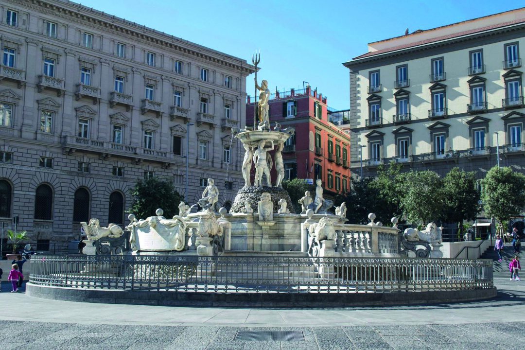 Fontana del Nettuno Napoli